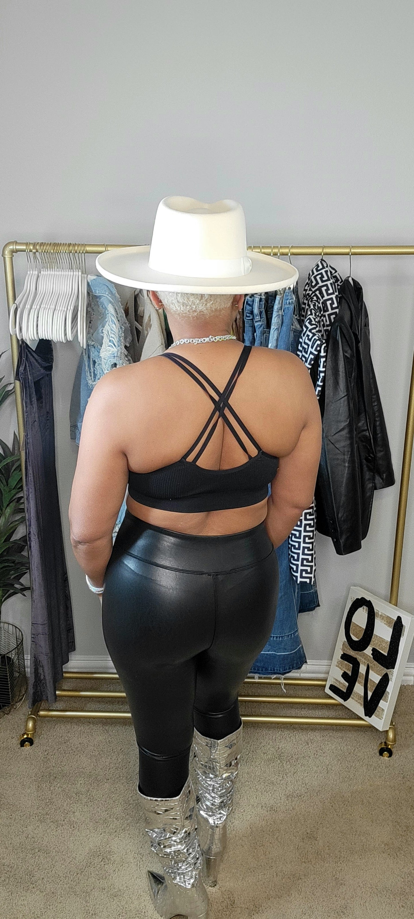 Vegan Leather Legging (S-XL)