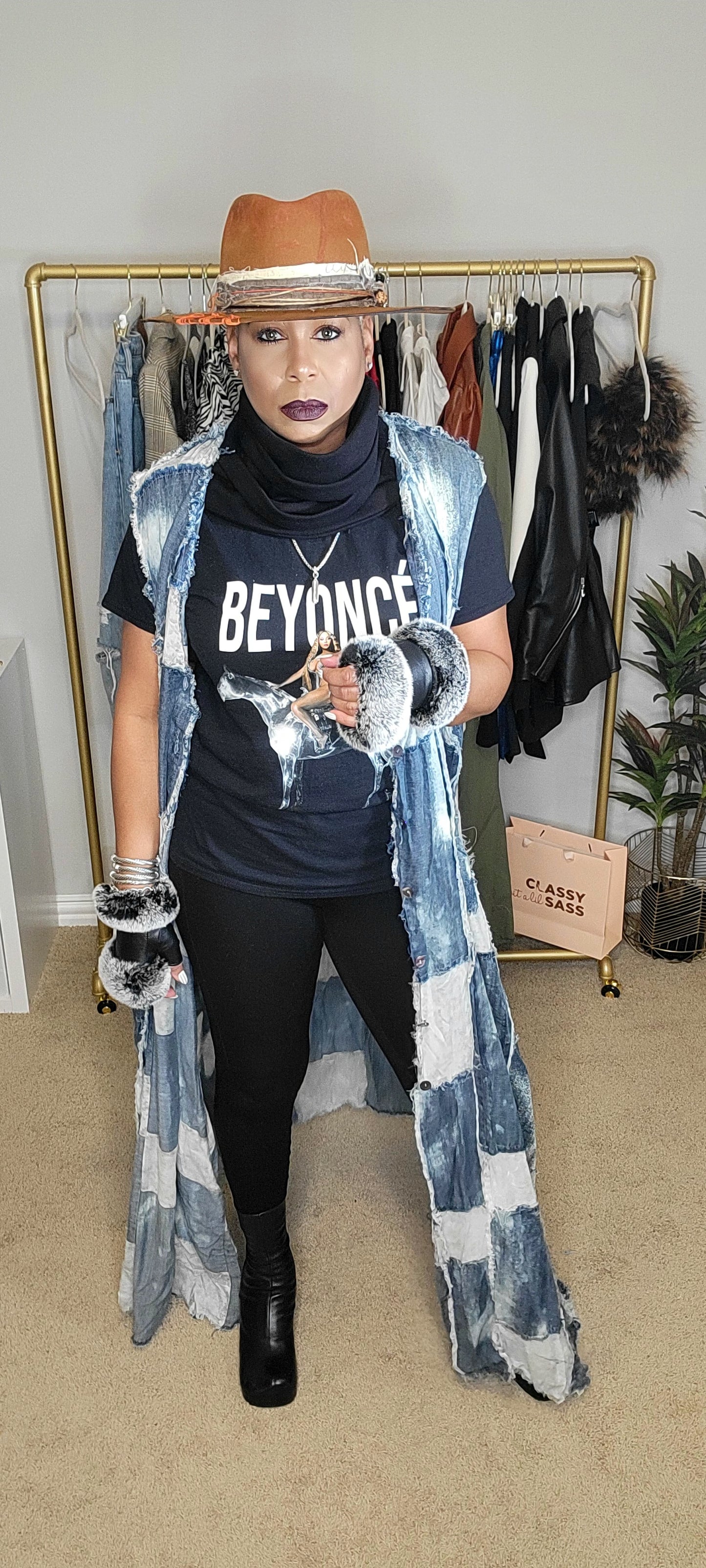 Oversized Black Snood