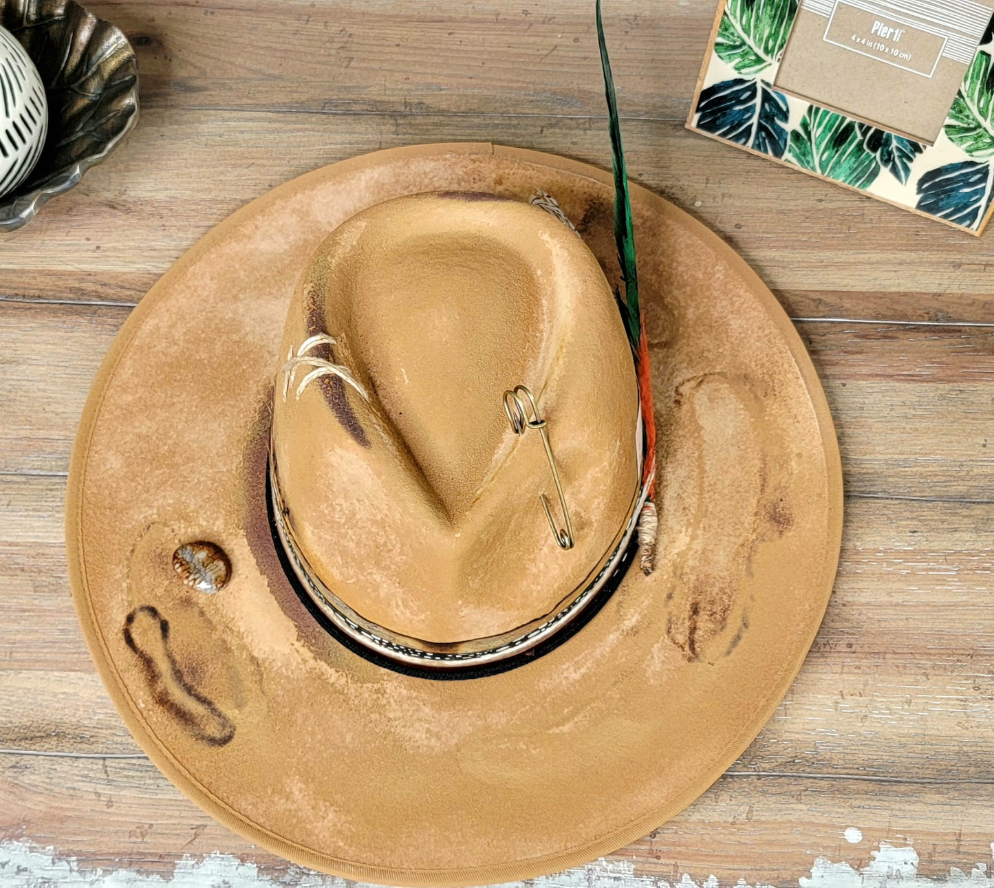 Suttle but Sexy Fedora Hat