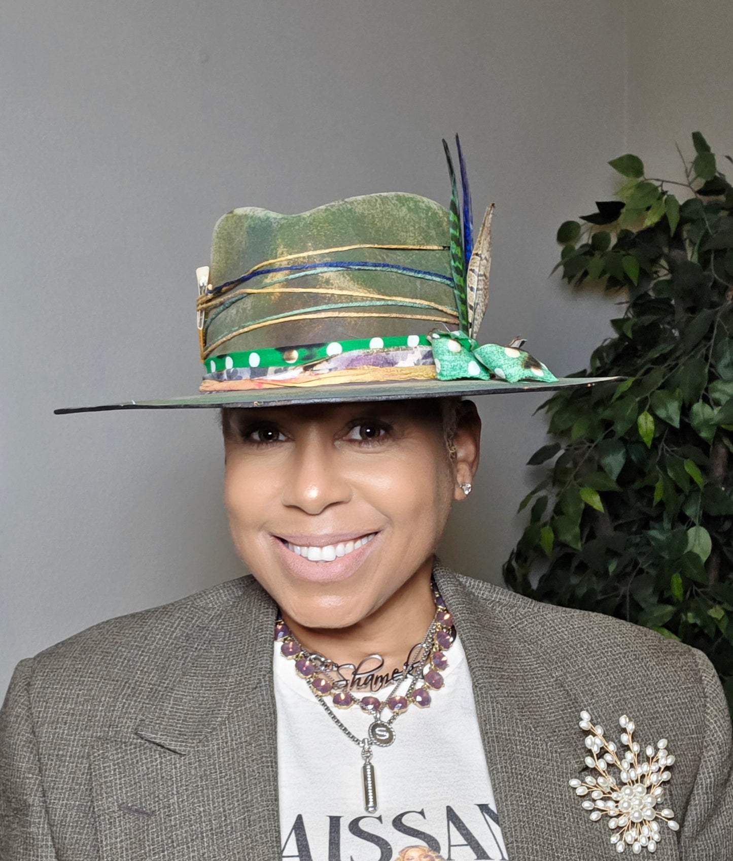 Half me hat