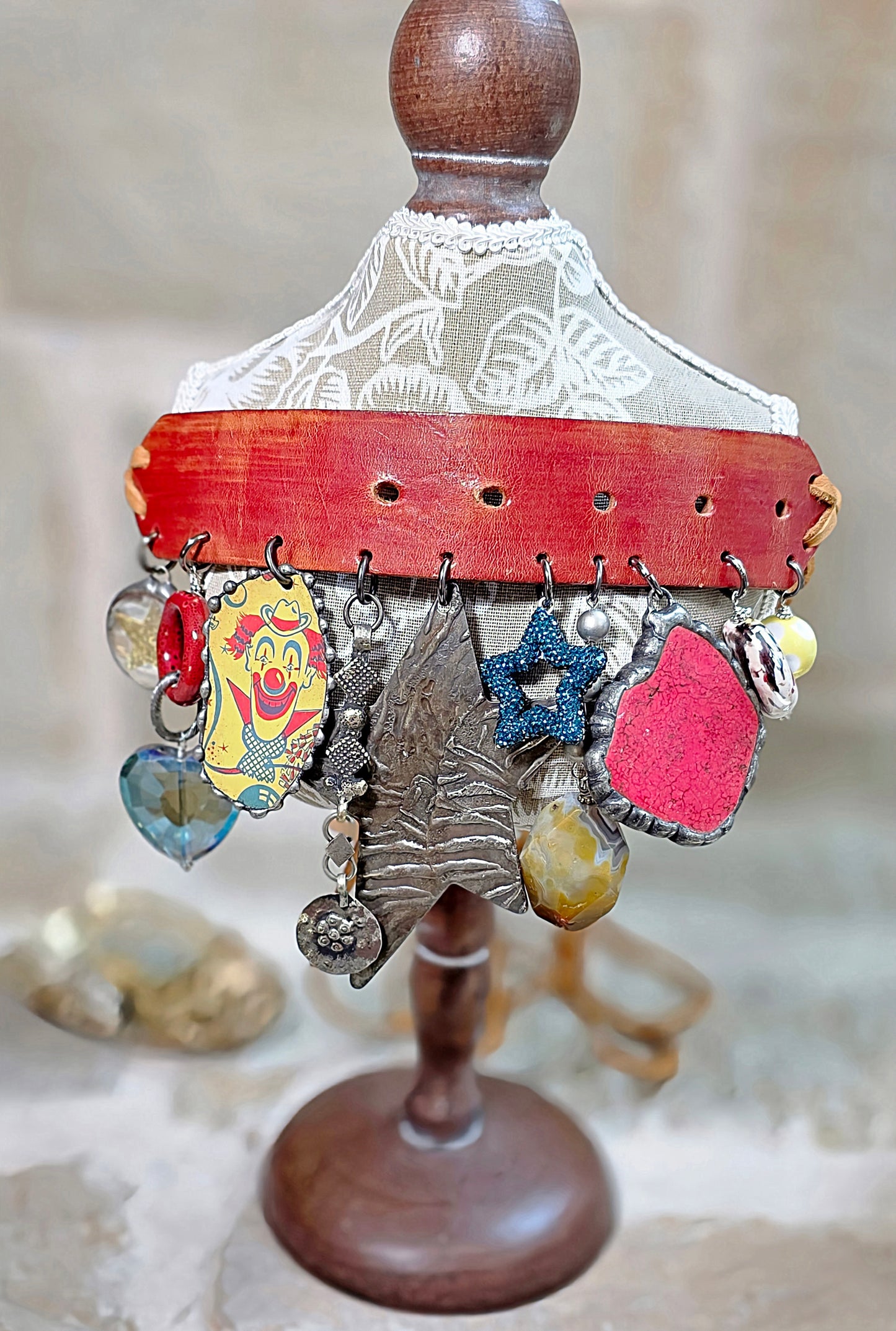 The Main Character Choker