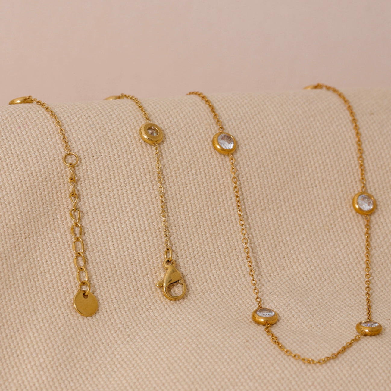 GOLD STATION NECKLACE