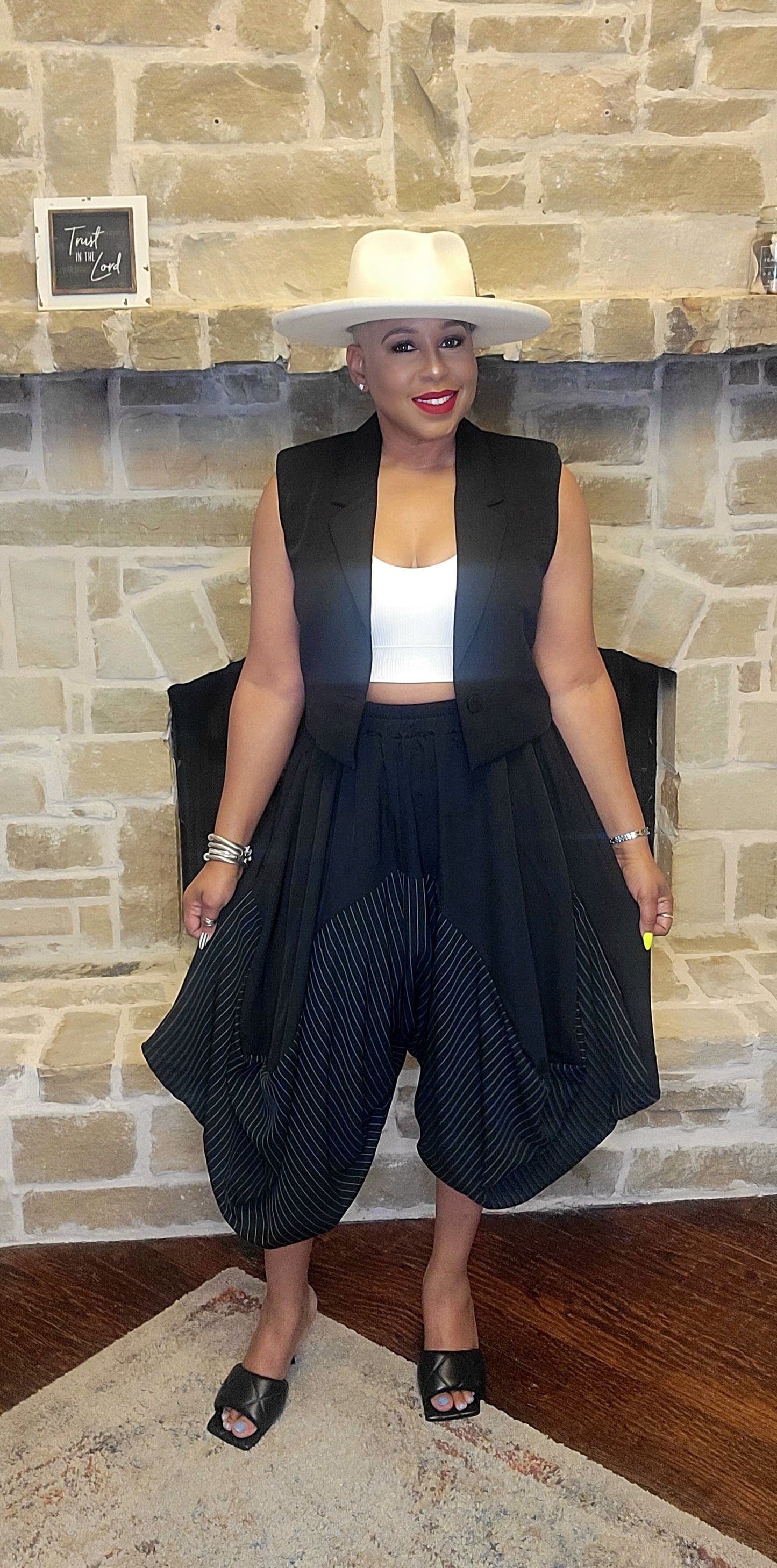 Pinstripe Wide leg pants